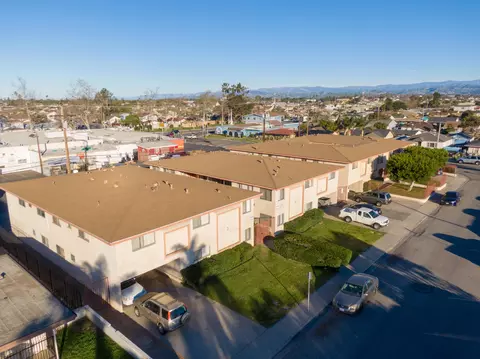1705 San Marino St, Oxnard, CA 93033 photo 2