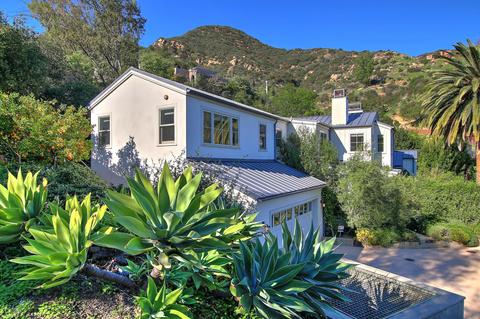 320 E Mountain Dr, Santa Barbara, CA 93108 photo 2