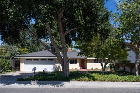 586 4th Pl, Solvang, CA 93463 photo 2