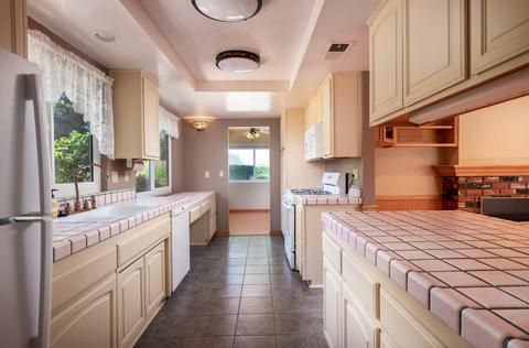 586 4th Pl, Solvang, CA 93463 photo 10