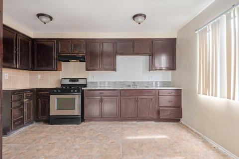 311 W Clara St, Oxnard, CA 93033 photo 7
