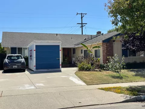 70 Warwick Pl, Goleta, CA 93117 photo 1