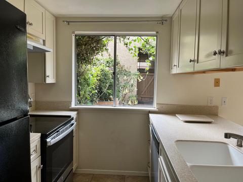 6051 Jacaranda Way #B, Carpinteria, CA 93013 photo 7