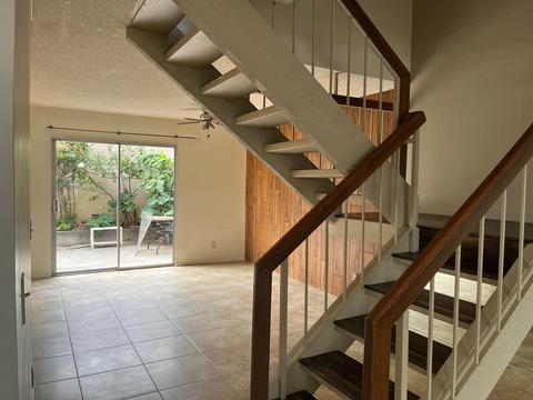 6051 Jacaranda Way #B, Carpinteria, CA 93013 photo 4