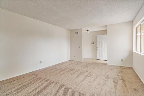 205 E Barton Ave, Lompoc, CA 93436 photo 10