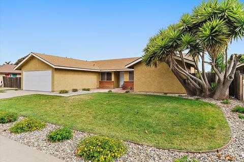 205 E Barton Ave, Lompoc, CA 93436 photo 2