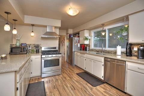 2185 Creekside Dr, Solvang, CA 93463 photo 3
