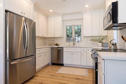 1116 Linden Ave, Carpinteria, CA 93013 photo 2