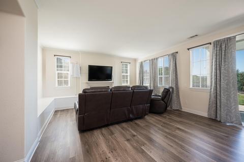 766 Tamarisk Dr, Lompoc, CA 93436 photo 8