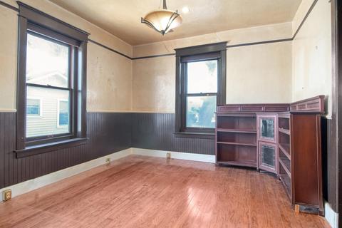 215 S H St, Lompoc, CA 93436 photo 9