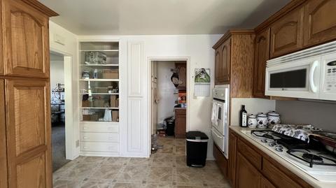520 W Walnut Ave, Lompoc, CA 93436 photo 8