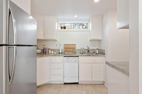 220 Elm Ave #5, Carpinteria, CA 93013 photo 8