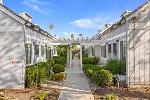 220 Elm Ave #5, Carpinteria, CA 93013 photo 1