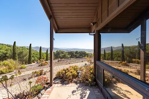 2000 Santa Rita Rd, Lompoc, CA 93436 photo 2