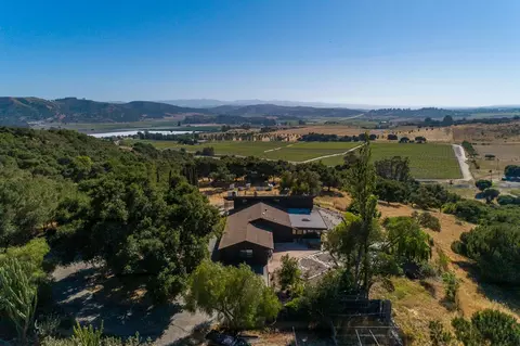 2000 Santa Rita Rd, Lompoc, CA 93436 photo 3