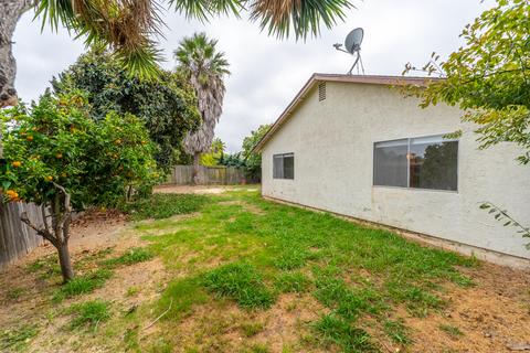286 Spruce Dr, Goleta, CA 93117 photo 9