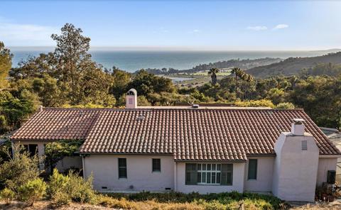 1986 Arriba St, Carpinteria, CA 93013 photo 3