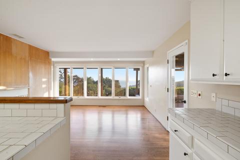 1986 Arriba St, Carpinteria, CA 93013 photo 12