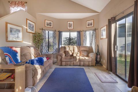 1352 Camellia Ct, Lompoc, CA 93436 photo 4