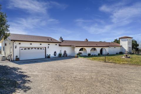 2585 Wild Oak Rd, Lompoc, CA 93436 photo 1