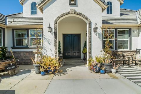 720 Mesa Dr, Solvang, CA 93463 photo 4