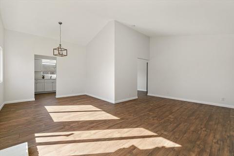 906 W Lemon Ave, Lompoc, CA 93436 photo 5