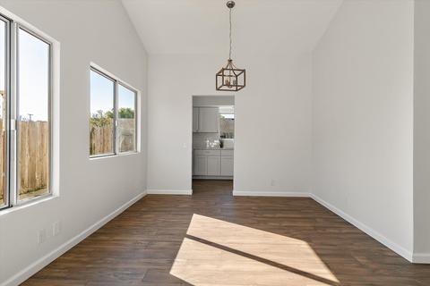 906 W Lemon Ave, Lompoc, CA 93436 photo 8