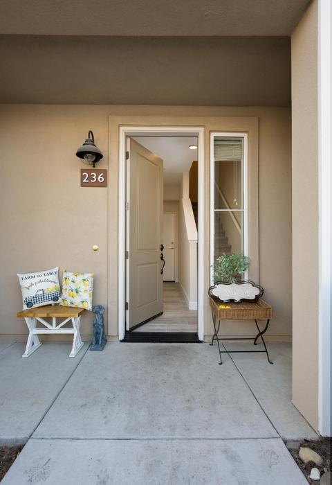 236 Robles Way, Buellton, CA 93427 photo 2