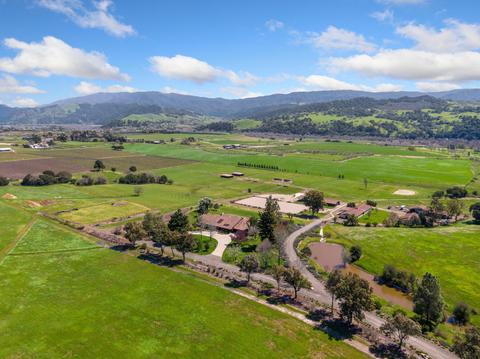 View/Area - 560 Ranch Rd, Solvang, CA 93463 photo 3 of 4