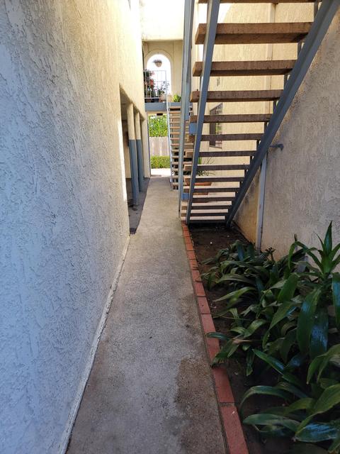 4956 5th St, Carpinteria, CA 93013 photo 8