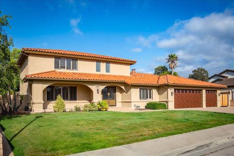 1067 Foxenwood Dr, Santa Maria, CA 93455