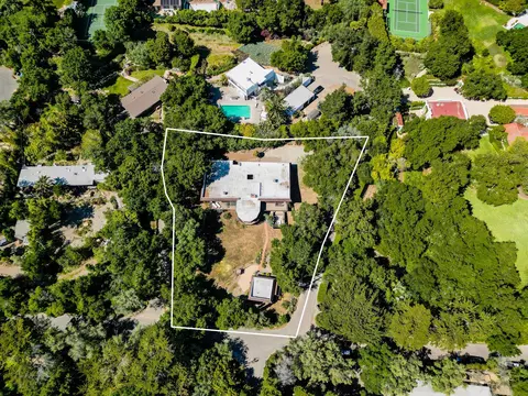 756 Hot Springs Rd, Montecito, CA 93108 photo 3