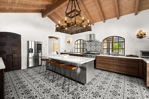 2946 Hidden Valley Ln, Montecito, CA 93108 photo 9