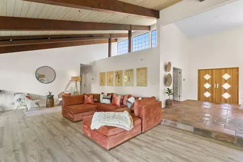 300 Running Ridge Trl, Ojai, CA 93023 photo 3