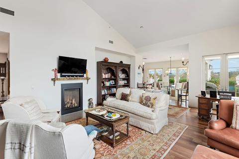 401 Chapala St #405, Santa Barbara, CA 93101