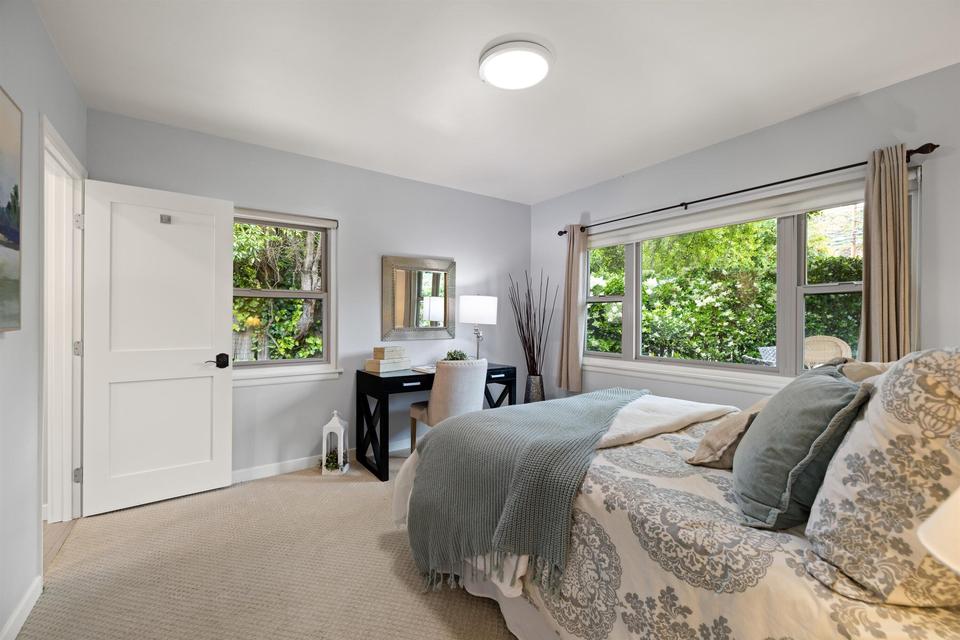  1123 Cliff Dr, Santa Barbara, CA 93109 photo 19