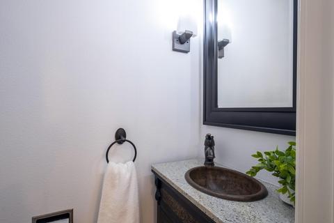 604 Holly Ave, Carpinteria, CA 93013 photo 11