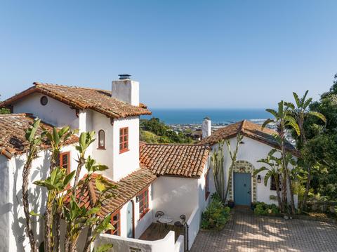 1121 Las Alturas Rd, Santa Barbara, CA 93103