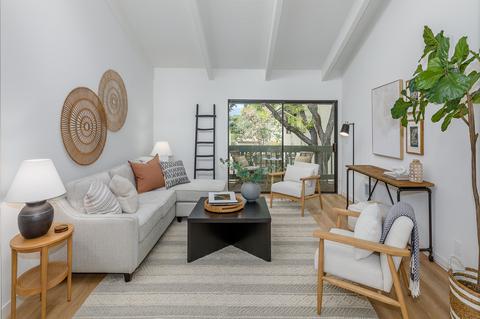 35 Dearborn Pl #64, Goleta, CA 93117