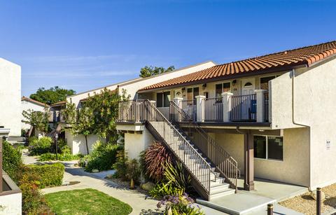811 Paseo Camarillo, Camarillo, CA 93010 photo 2