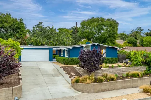 3722 Ardilla Dr, Santa Barbara, CA 93105