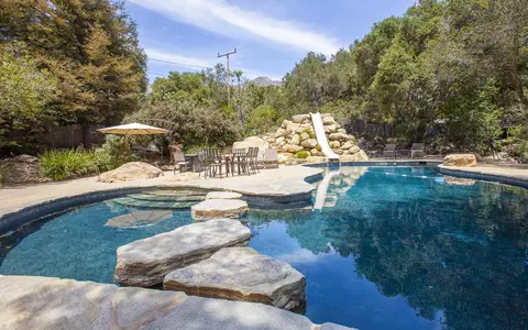715 Oak Grove Ln, Santa Barbara, CA 93108