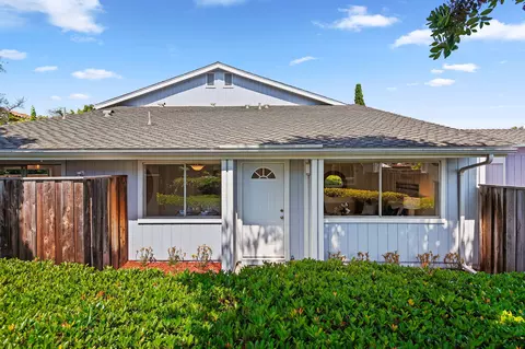 355 Cannon Green Dr #H, Goleta, CA 93117