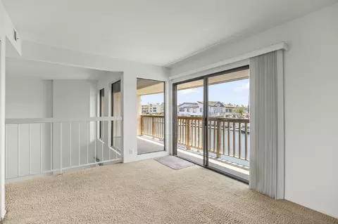 4530 Eastbourne Bay, Oxnard, CA 93035 photo 25