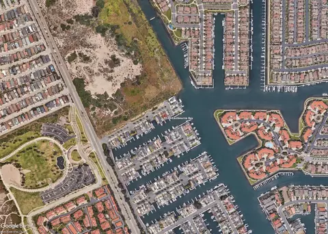 4530 Eastbourne Bay, Oxnard, CA 93035 photo 49