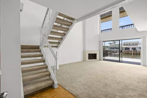 4530 Eastbourne Bay, Oxnard, CA 93035 photo 10