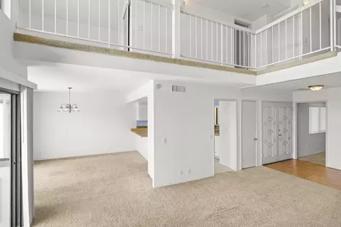 4530 Eastbourne Bay, Oxnard, CA 93035 photo 13