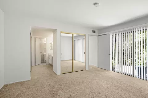 4530 Eastbourne Bay, Oxnard, CA 93035 photo 20