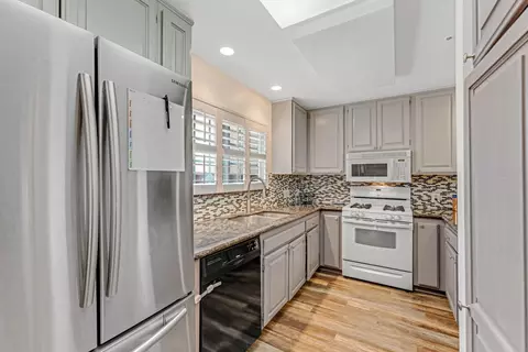 4264 Carpinteria Ave #2, Carpinteria, CA 93013 photo 3