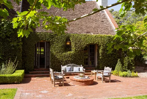 Exterior - 175 Miramar Ave, Montecito, CA 93108 photo 4 of 8